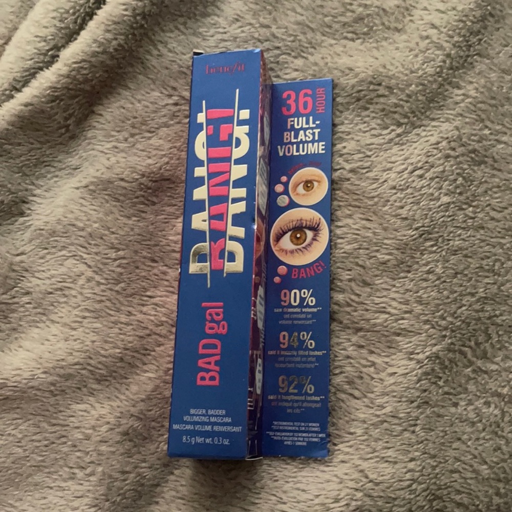Benefit BANG! mascara bad gal water proof (blue mascara)